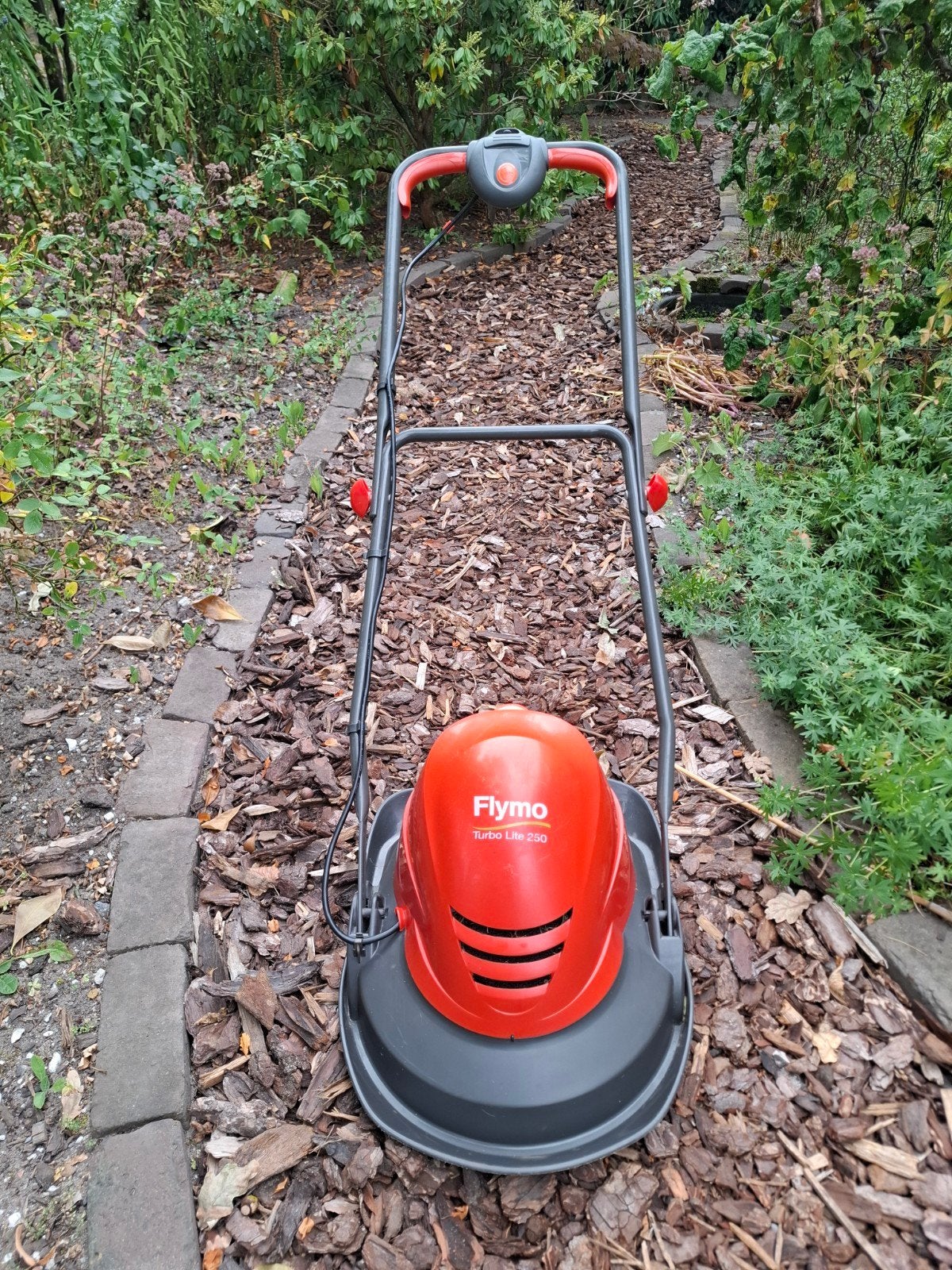 Flymo Turbo Lite 250 Elektrische Zweefmaaier, Ophalen, Gebruikt, Elektrische grasmaaier, Minder dan 30 cm