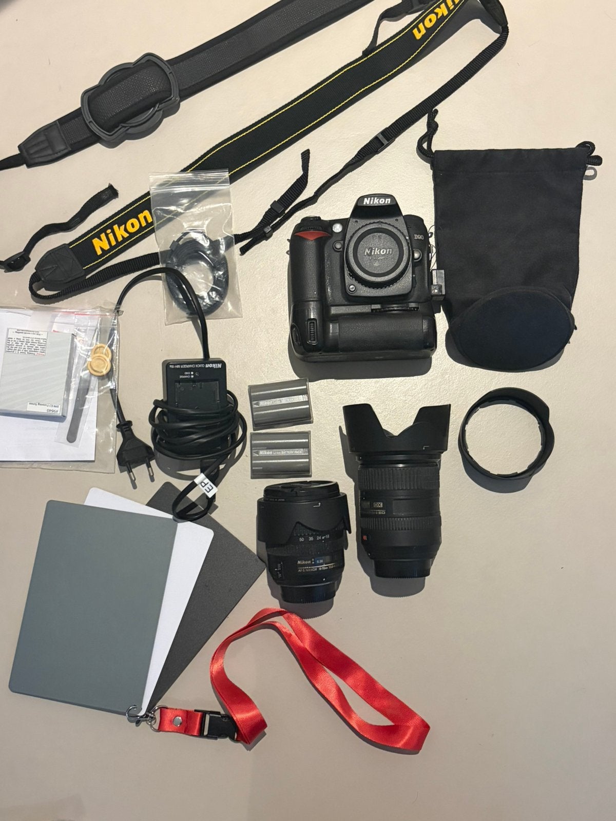 Nikon D90 DSLR camera set – 2 Nikkor zoomlenzen, Ophalen of Verzenden, Zo goed als nieuw