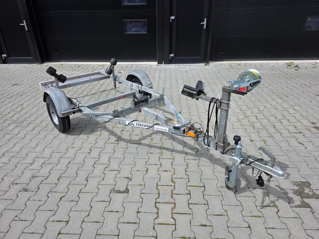 Boottrailer Kanteltrailer KNOTT 550kg, Watersport en Boten, Boottrailers, Ophalen, Gebruikt, Overige typen, Minder dan 6 meter