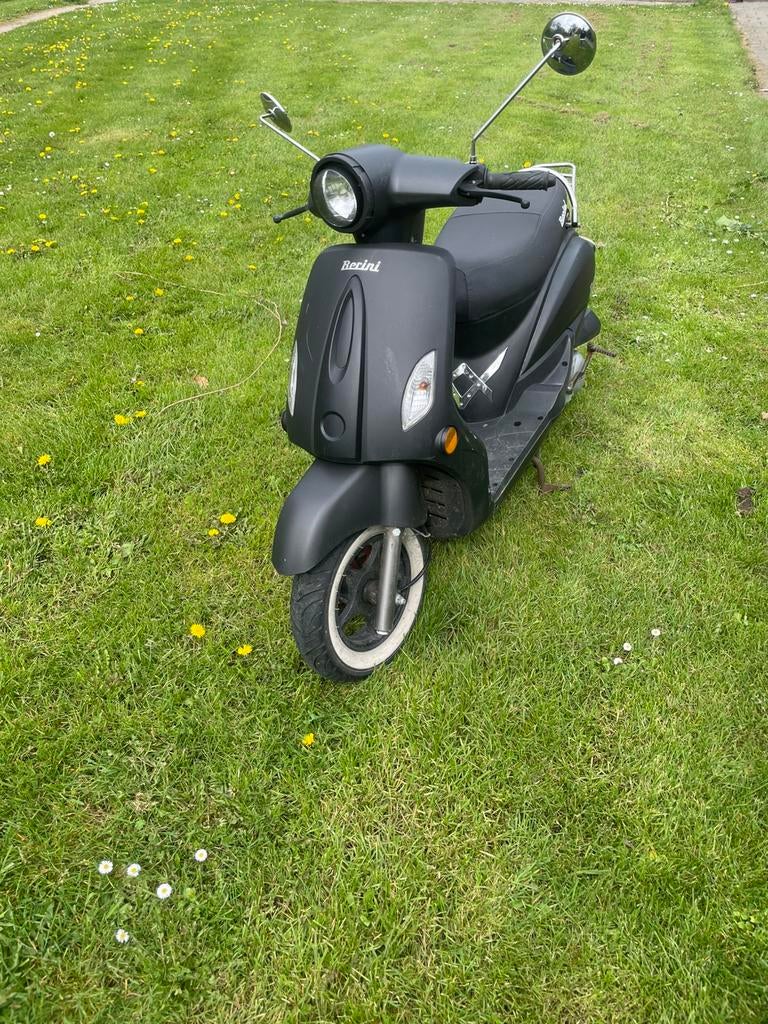 Berini snor, Fietsen en Brommers, Ophalen of Verzenden, Gebruikt, Benzine, Overige merken
