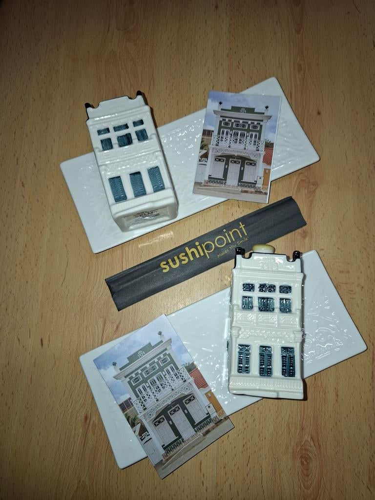KLM huisjes  huisje 103 met flyer en KLM sushi schaaltje., Verzamelen, Ophalen of Verzenden, Nieuw, 81 t/m 91, Gevuld