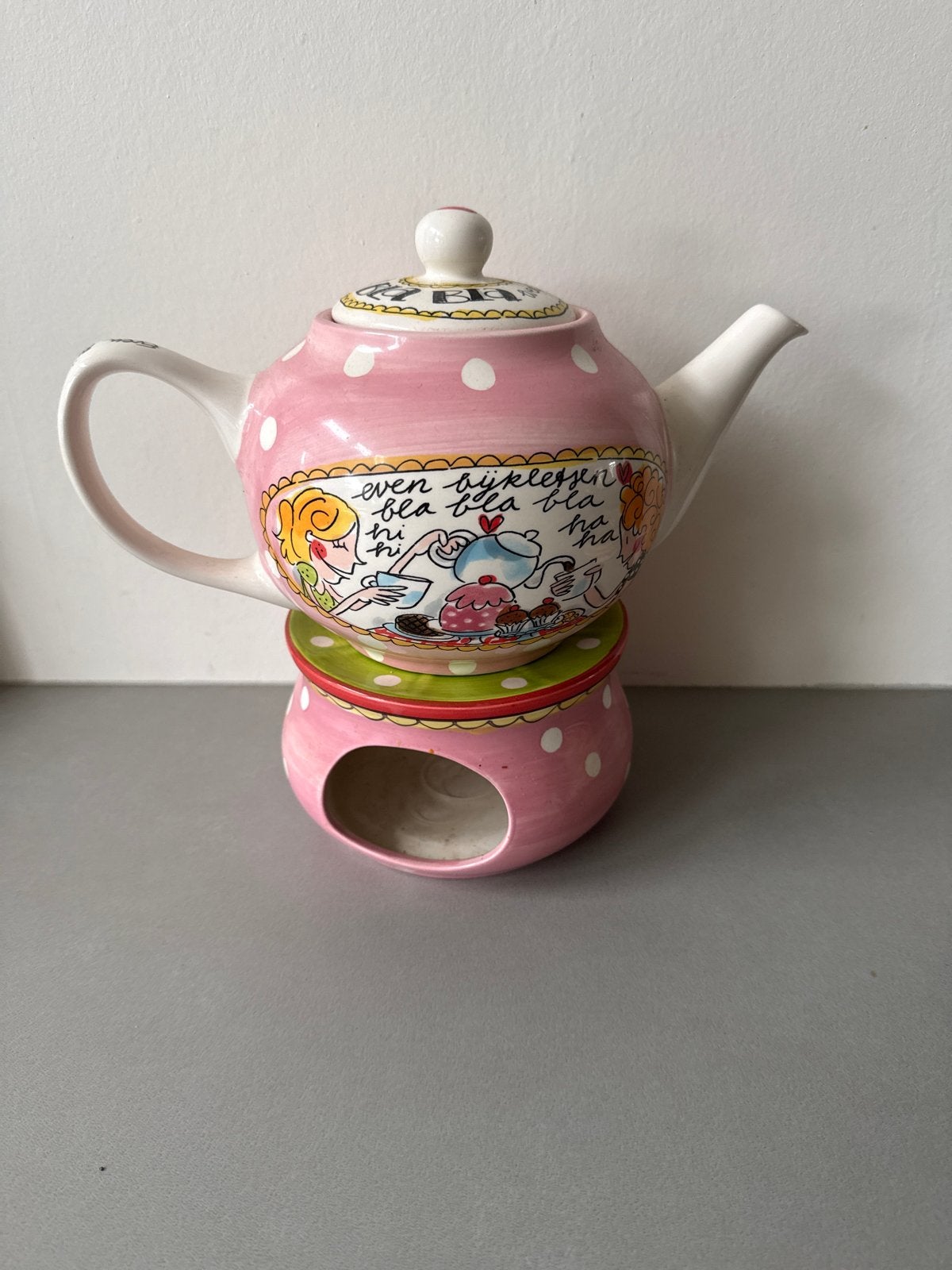 Leuke roze theepot met theelichtje, stipjes en illustratie, Ophalen, Gebruikt, Keramiek, Theepot