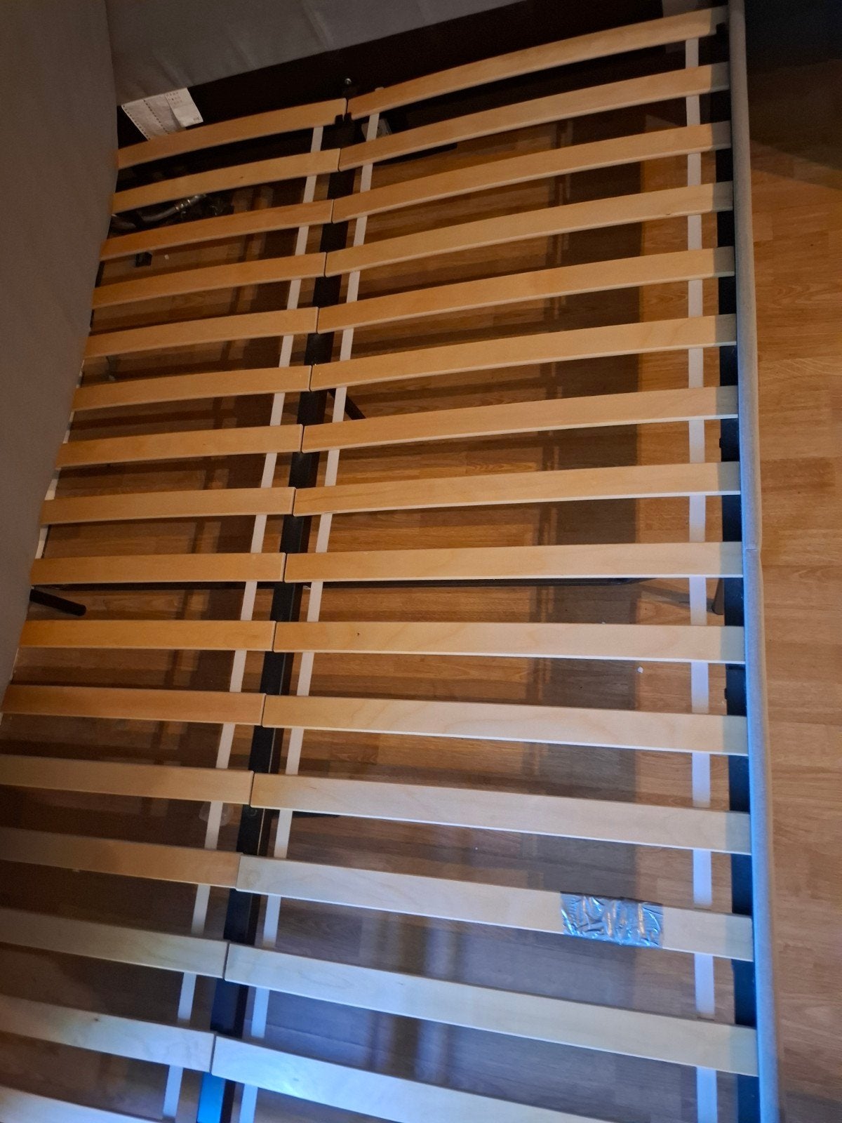 Ikea Grijs Slattum bedframe 140x200 met Valevag matras, Ophalen, Gebruikt, Tweepersoons, 140 cm