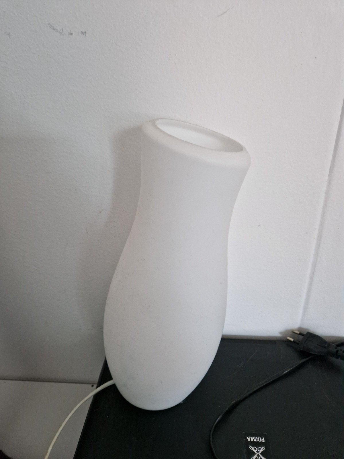 Moderne Witte Tafellamp - Sfeervolle Verlichting, Gebruikt, 50 tot 75 cm, Ophalen of Verzenden, Glas