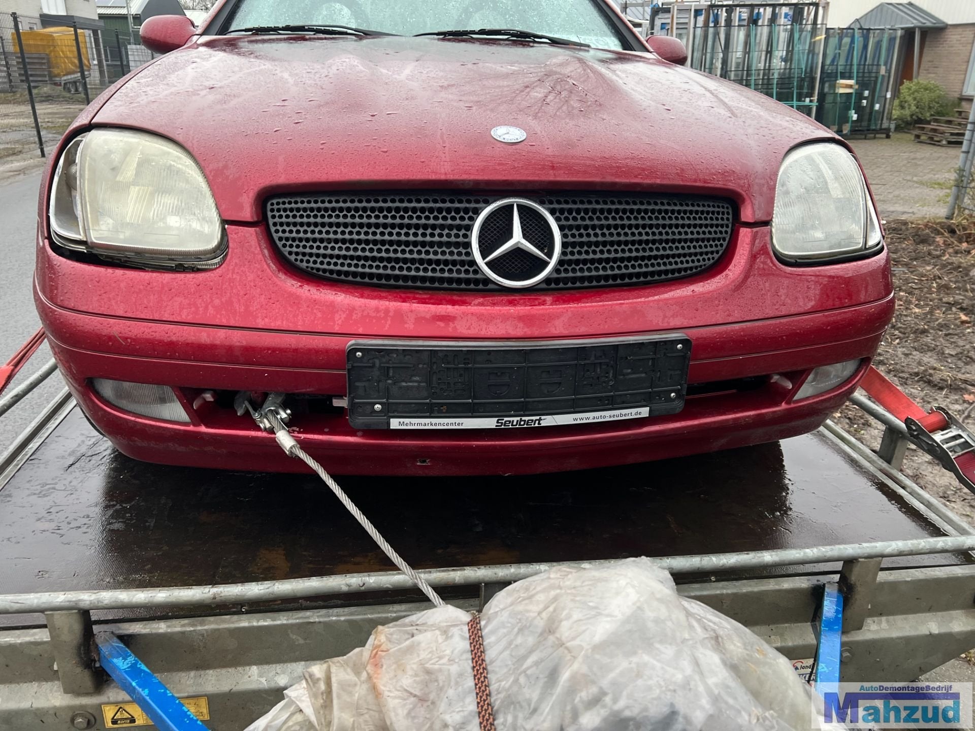 MERCEDES SLK R170 rood H582 voorbumper 1996-2000, Auto-onderdelen, Gebruikt, Mercedes-Benz AG, Mercedes-Benz, Ophalen of Verzenden