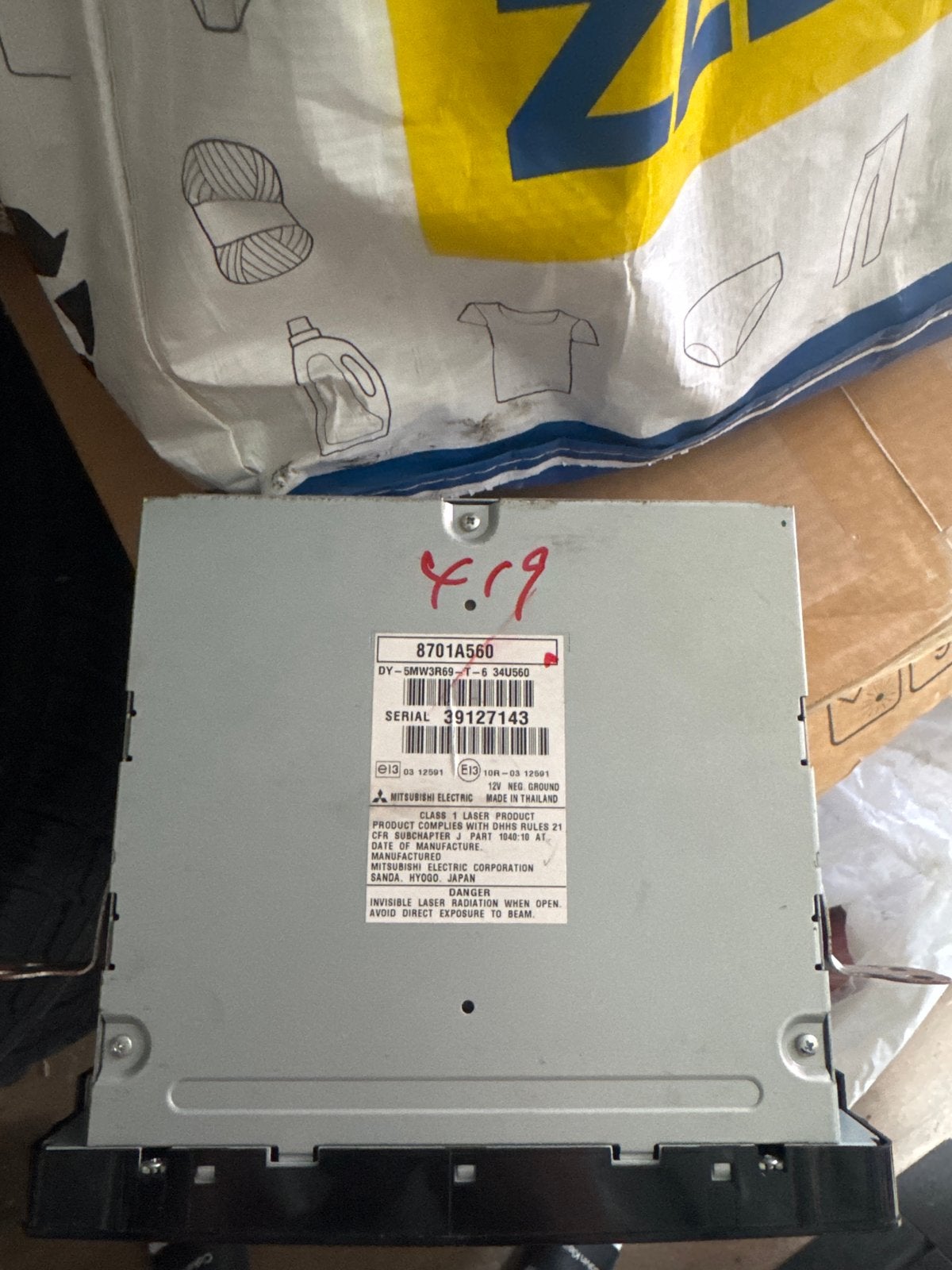 Originele Radio Mitsubishi Outlander (8701A560), Ophalen, Gebruikt