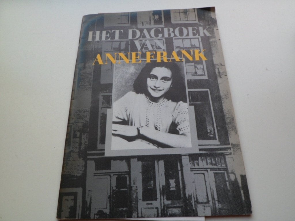 Het dagboek van Anne Frank Toneelspel in twee bedrijven, Boeken, Ophalen of Verzenden, Zo goed als nieuw, Toneel