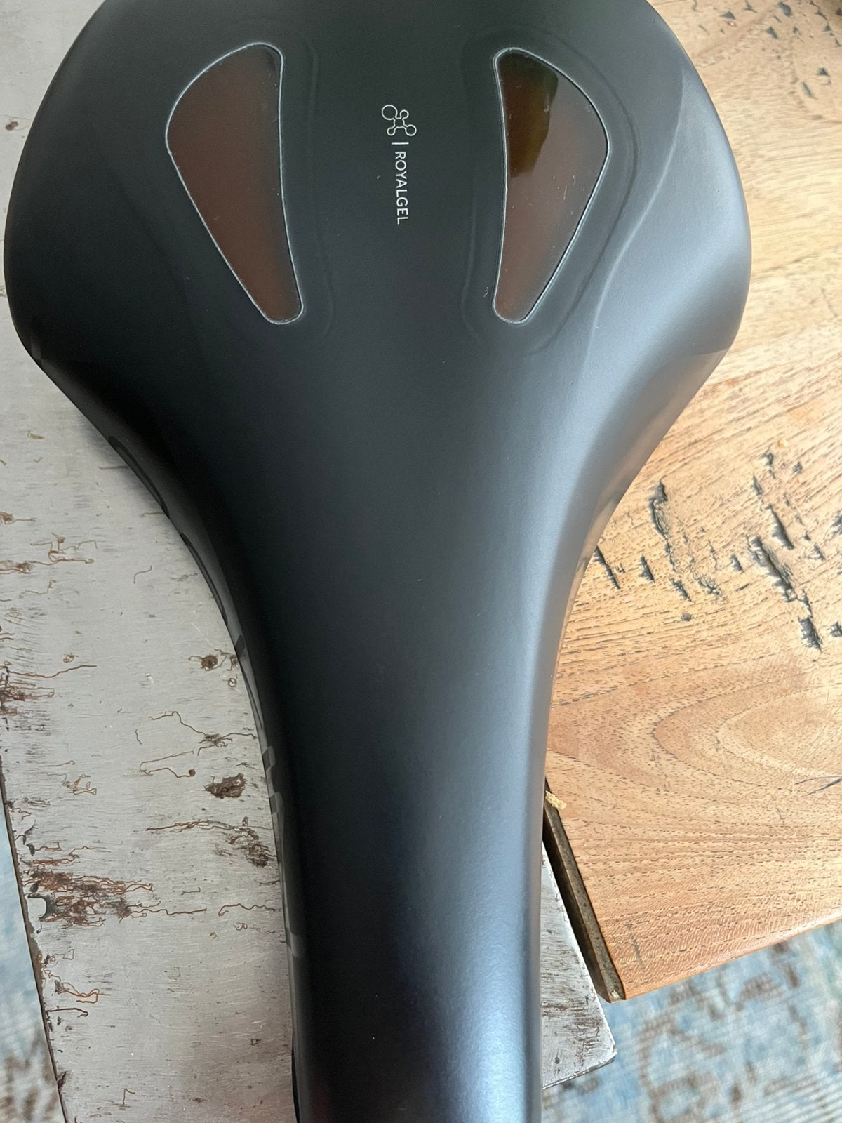 Selle Royal zadel, Ophalen, Zo goed als nieuw, Zadel