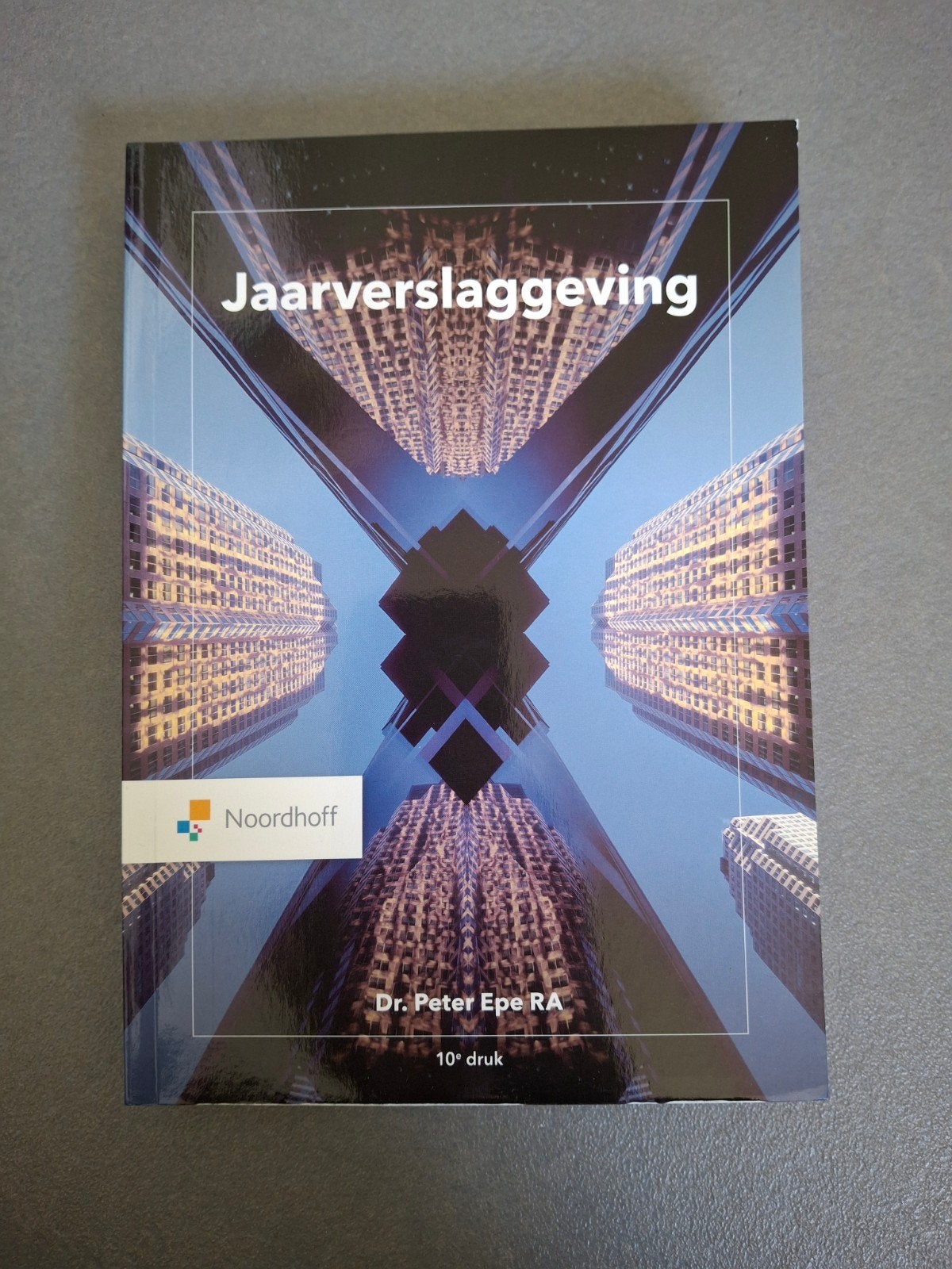 Peter Epe - Jaarverslaggeving + opgavenboek., Ophalen, Peter Epe, Management, Zo goed als nieuw