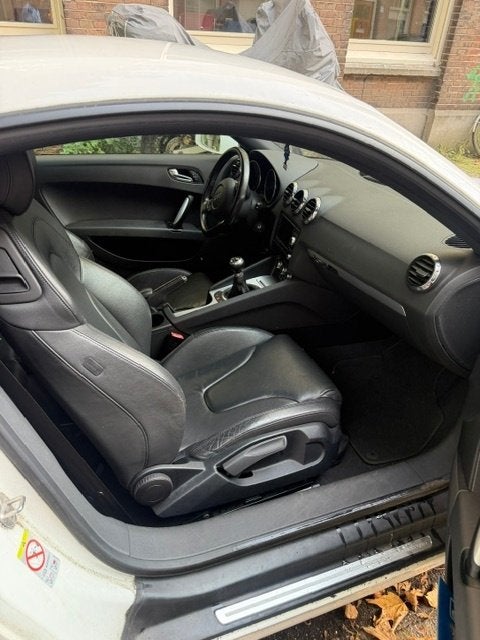 Audi TT 1.8 Coupe 118KW 2011 Wit, Auto's, Voorwielaandrijving, Zwart, 4 cilinders, Wit