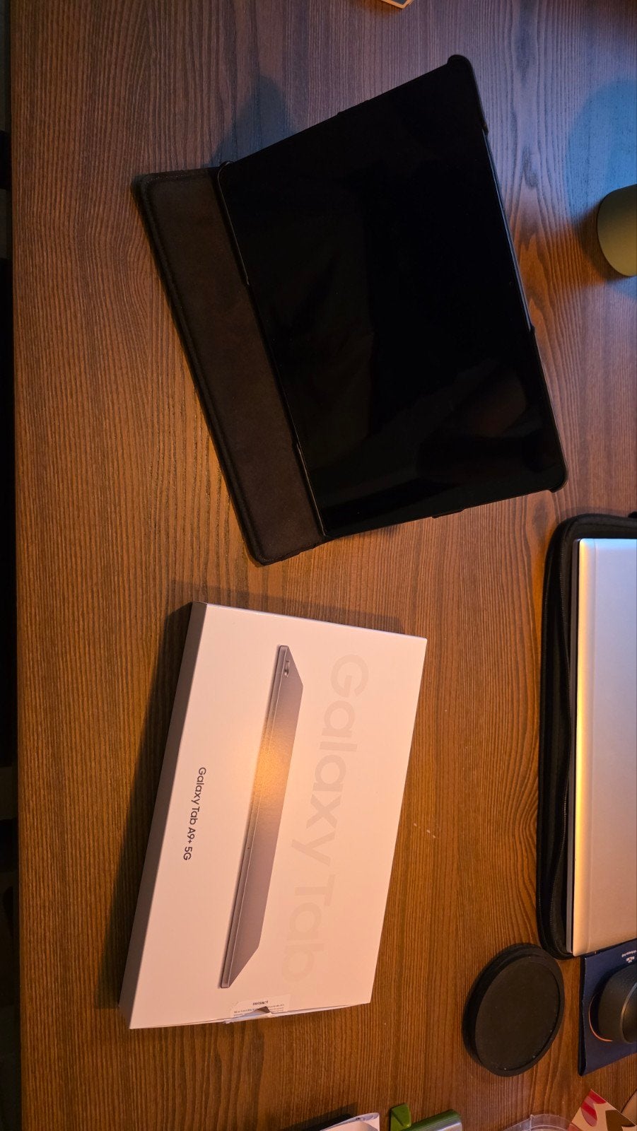 Samsung Galaxy Tab A9+ 5G 64GB Graphite + Hoes, 11 inch, Gps, Ophalen of Verzenden, Zo goed als nieuw
