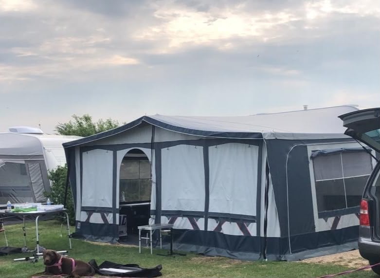 Ruime voortent voor caravan omloopmaat 13 teab, Caravans en Kamperen, Voortenten en Luifels, Ophalen, Gebruikt, Polyester, Brand