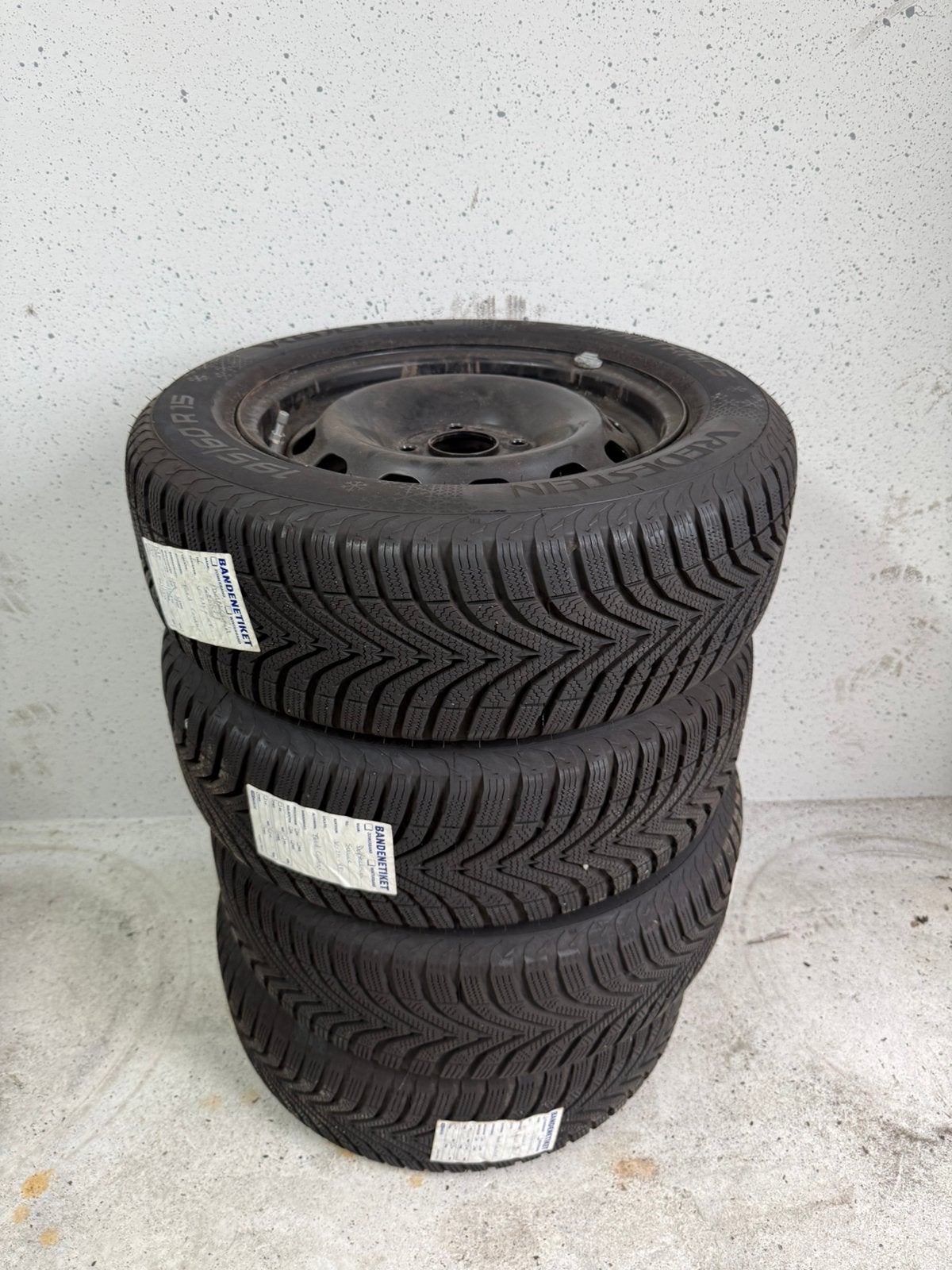 Winterset Ford Courier 4x108 Winterbanden TPMS 195/60R15, Auto-onderdelen, Ophalen, Gebruikt, 15 inch, Banden en Velgen