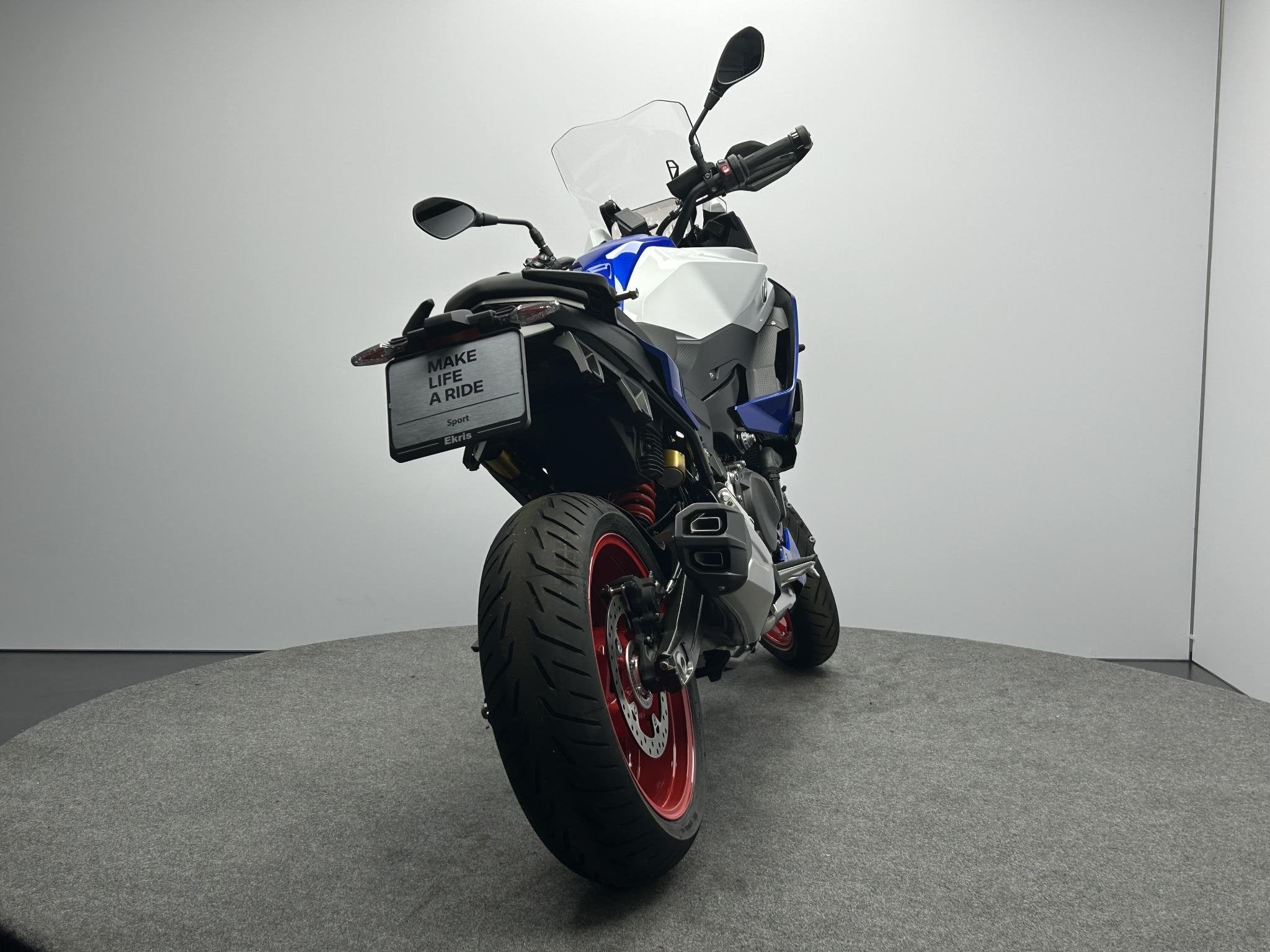 BMW F 900 XR A2 Special Edition | Comfort Pack | Sport Touri, Einsteinlaan 5
2289 CC  Rijswijk, NL, 895 cc, Nieuw, Cruise Control