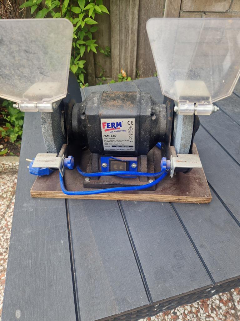 Slijpmachine, Ophalen of Verzenden, Minder dan 700 watt, Werkbankslijpmachine