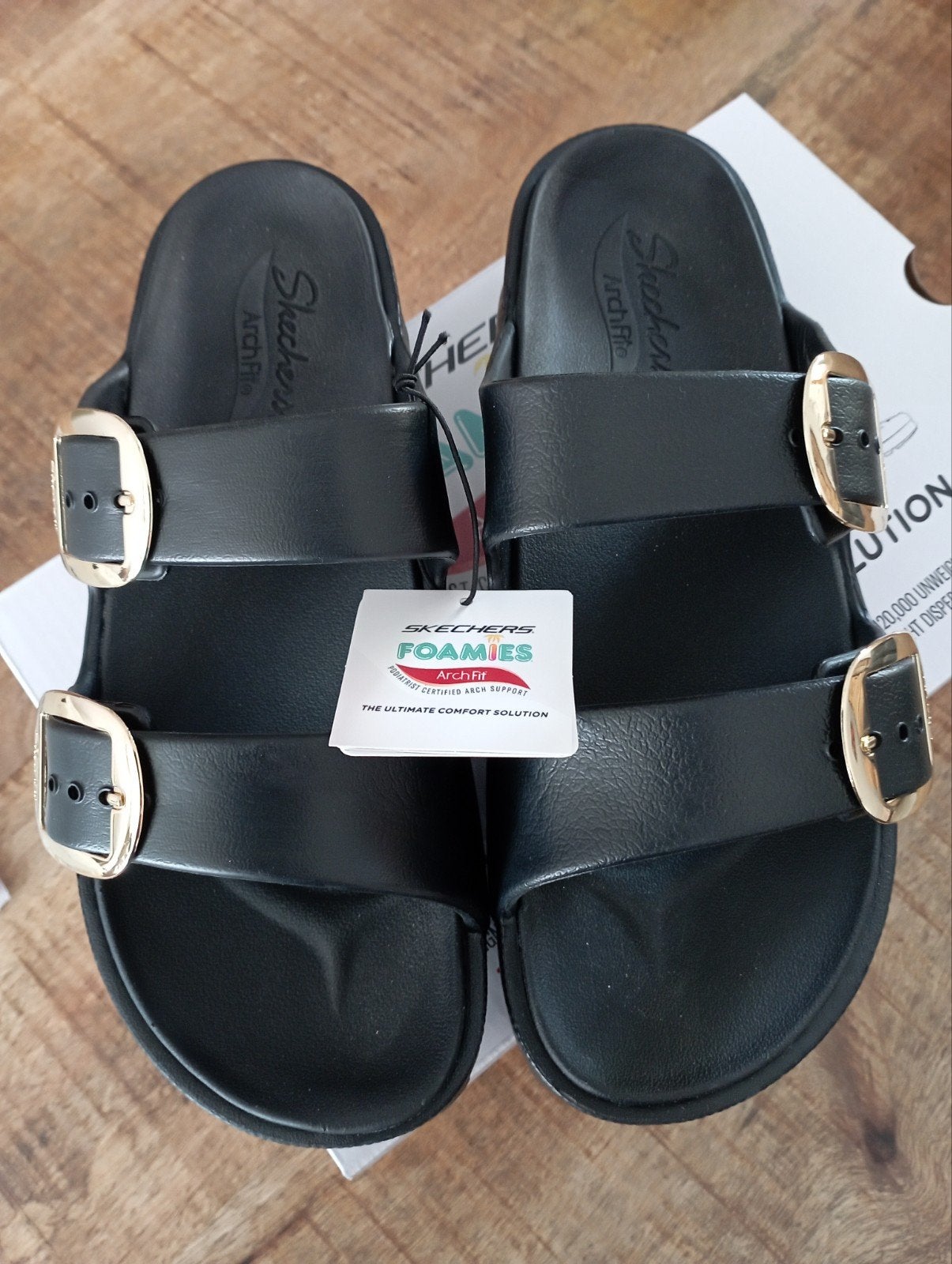 Nieuwe Skechers arch fit slippers, Skechers, Zwart, Nieuw, Ophalen
