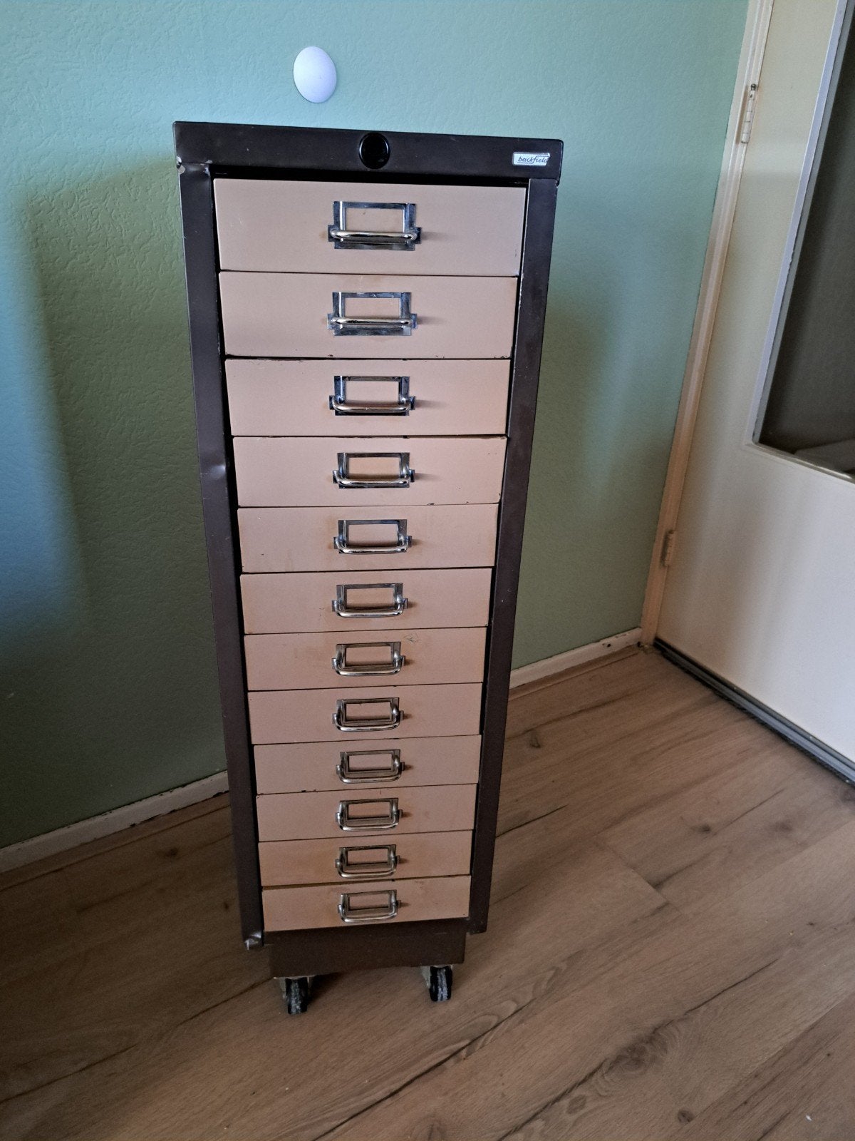 vintage backfield ladekast op wielen, Huis en Inrichting, Kasten | Ladekasten, Ophalen, Minder dan 50 cm, Gebruikt, 5 laden of meer