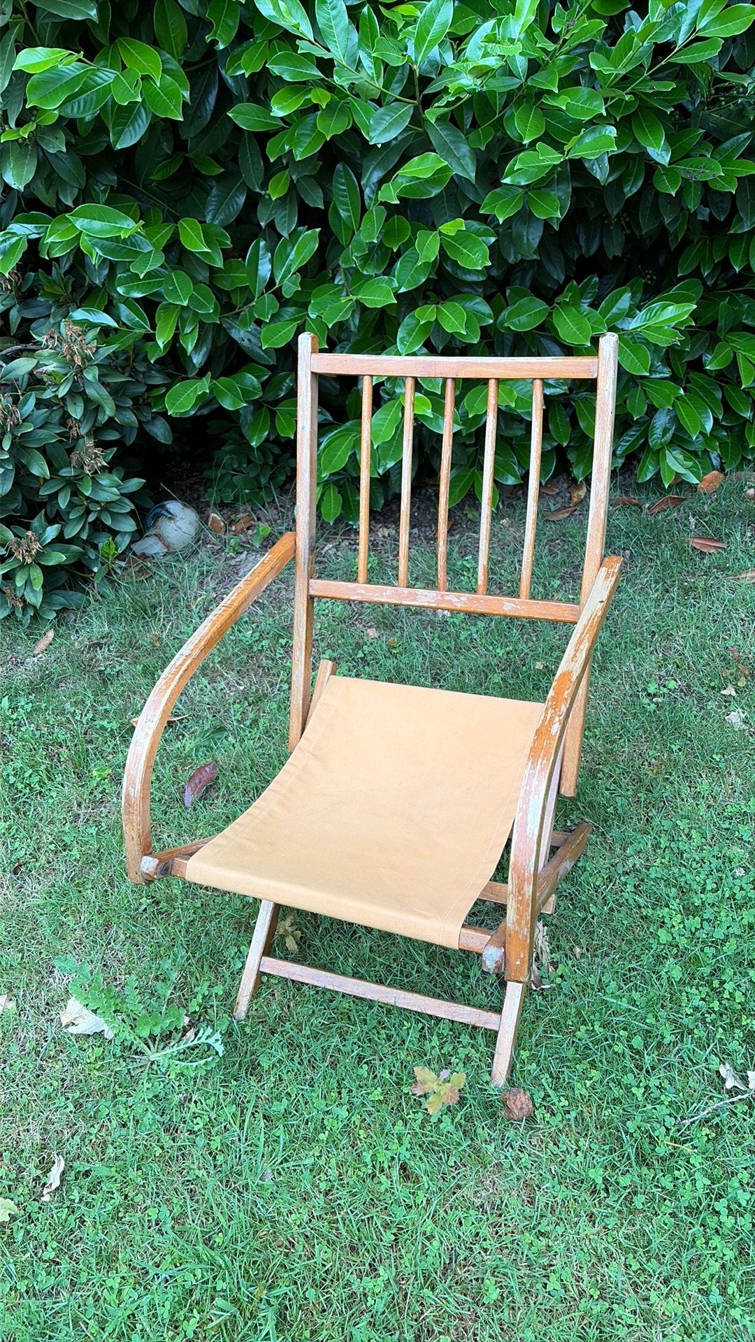 Vintage houten tuinstoel klapstoel, Huis en Inrichting, Stoelen, Ophalen, Bruin, Eén