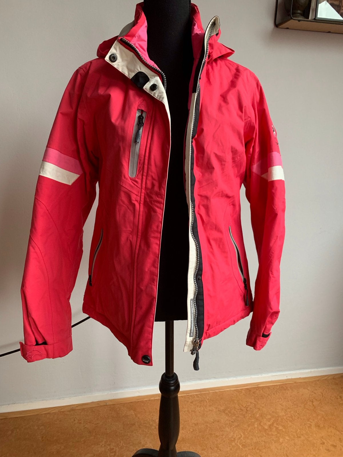 Falcon Performance ski-jas roze/rood maat M, Ophalen of Verzenden, Zo goed als nieuw, Maat 38/40 (M), Jack