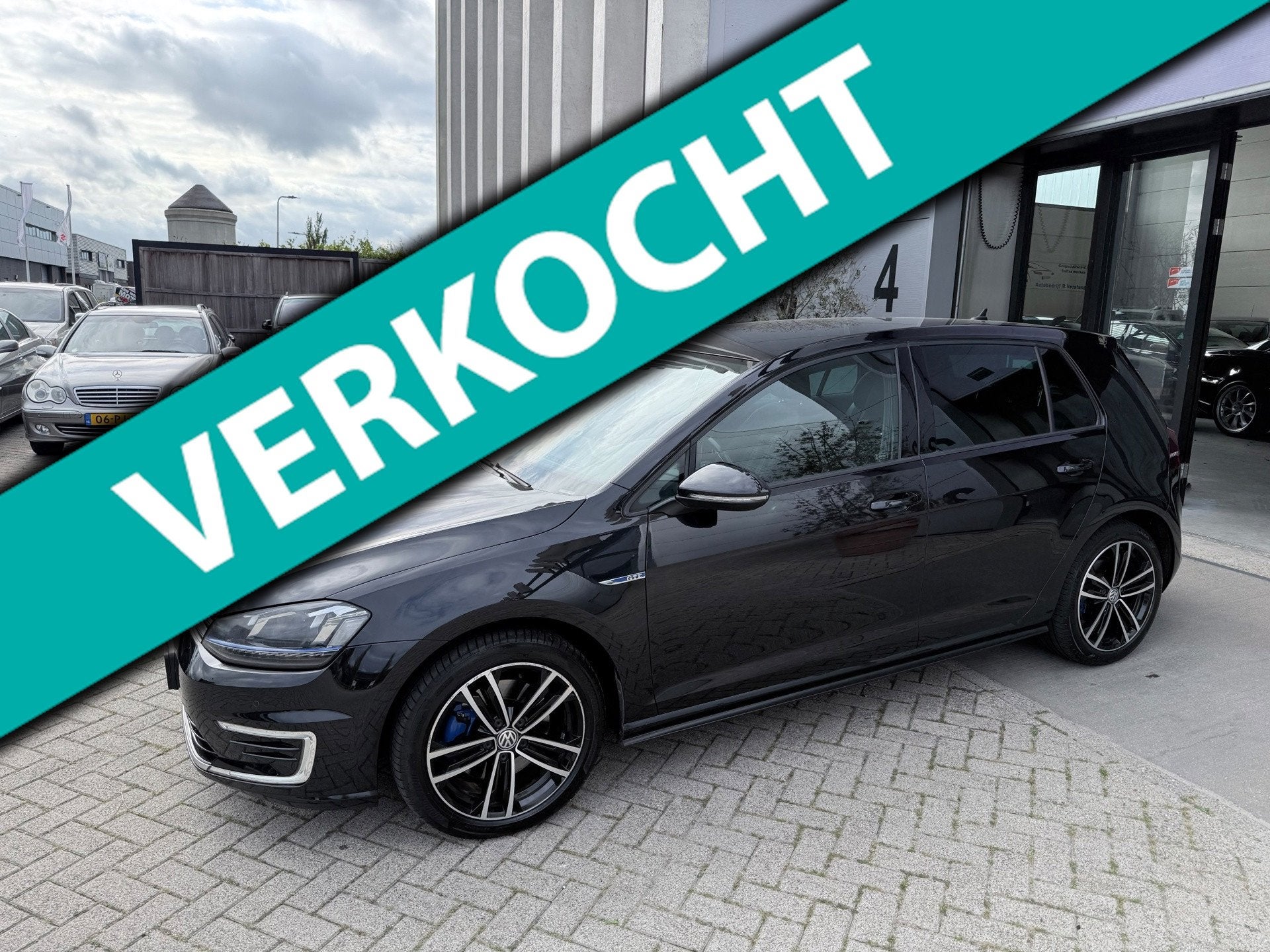 Volkswagen Golf 1.4 TSI GTE NAP! ZEER GOED ONDERHOUDEN! INRU, Auto's, Stof, Gebruikt, 4 cilinders, 150 pk