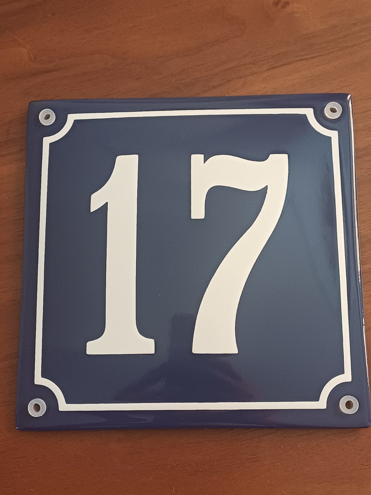 Emaille huisnummer 17 - Nieuw, Blauw, Nieuw, Ophalen of Verzenden, Klassiek
