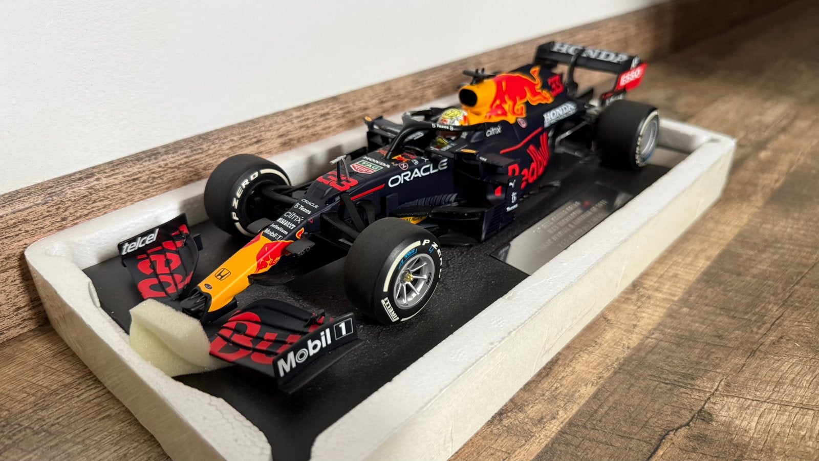 Minichamps 1:18 RB16B Oostenrijk Max Verstappen, Ophalen of Verzenden, Zo goed als nieuw, MiniChamps