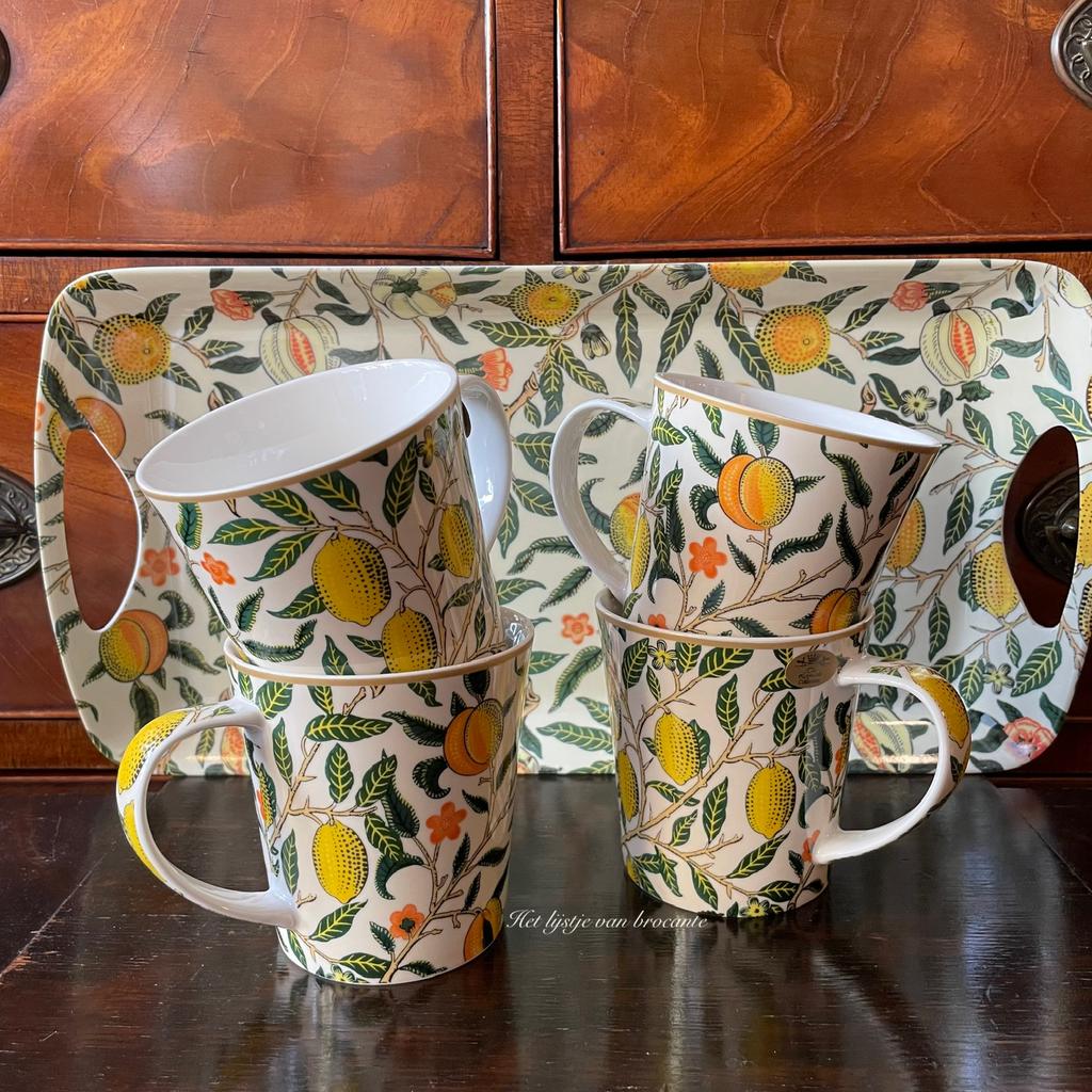 Engelse beker set William Morris Fruits 4 stuks, Huis en Inrichting, Keuken | Servies, Nieuw, Kop(pen) en/of Schotel(s), Overige stijlen