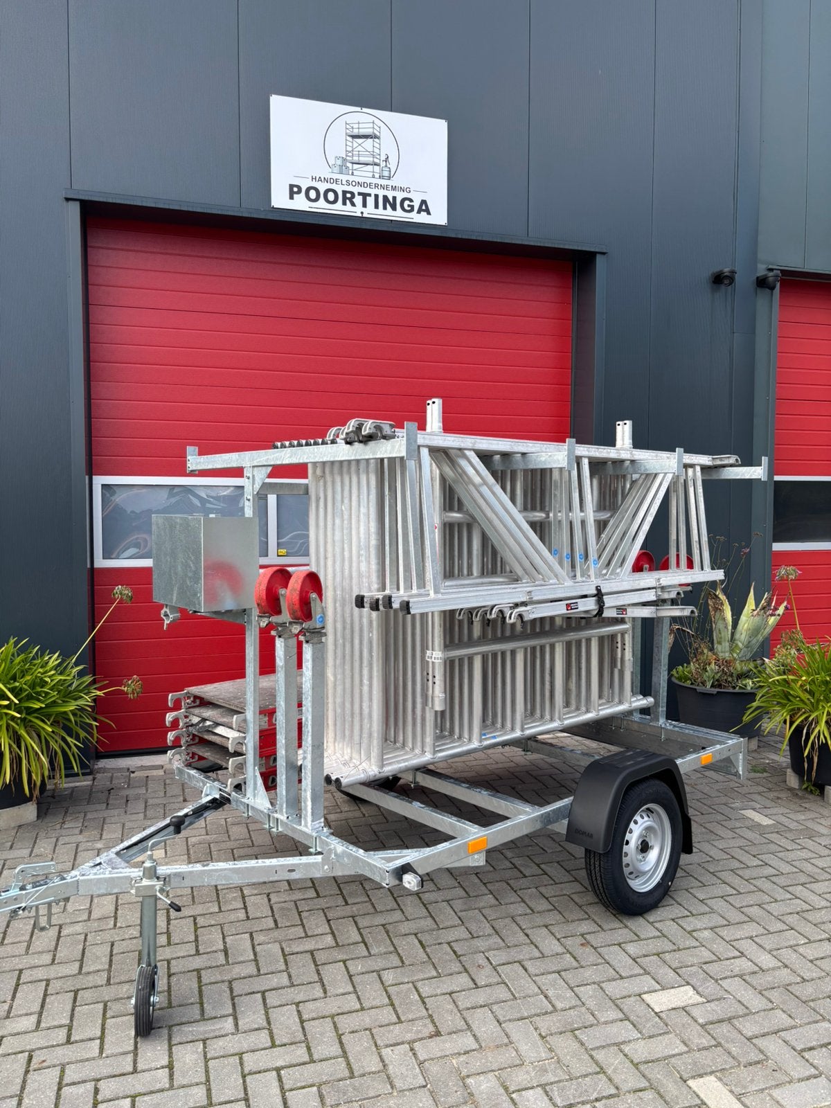 Complete gekeurde altrex rolsteiger incl aanhanger te koop, Doe-het-zelf en Verbouw, Ophalen, Poortingaverhuur@gmail.com, Zo goed als nieuw