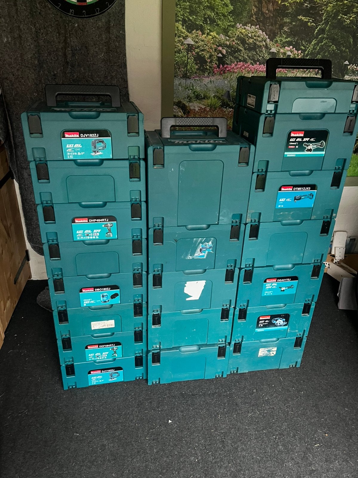 Makita mboxen, Ophalen