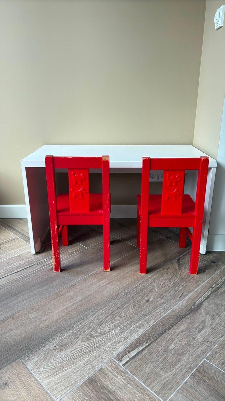 kindertafel ikea met stoeltjes, Ophalen, Gebruikt