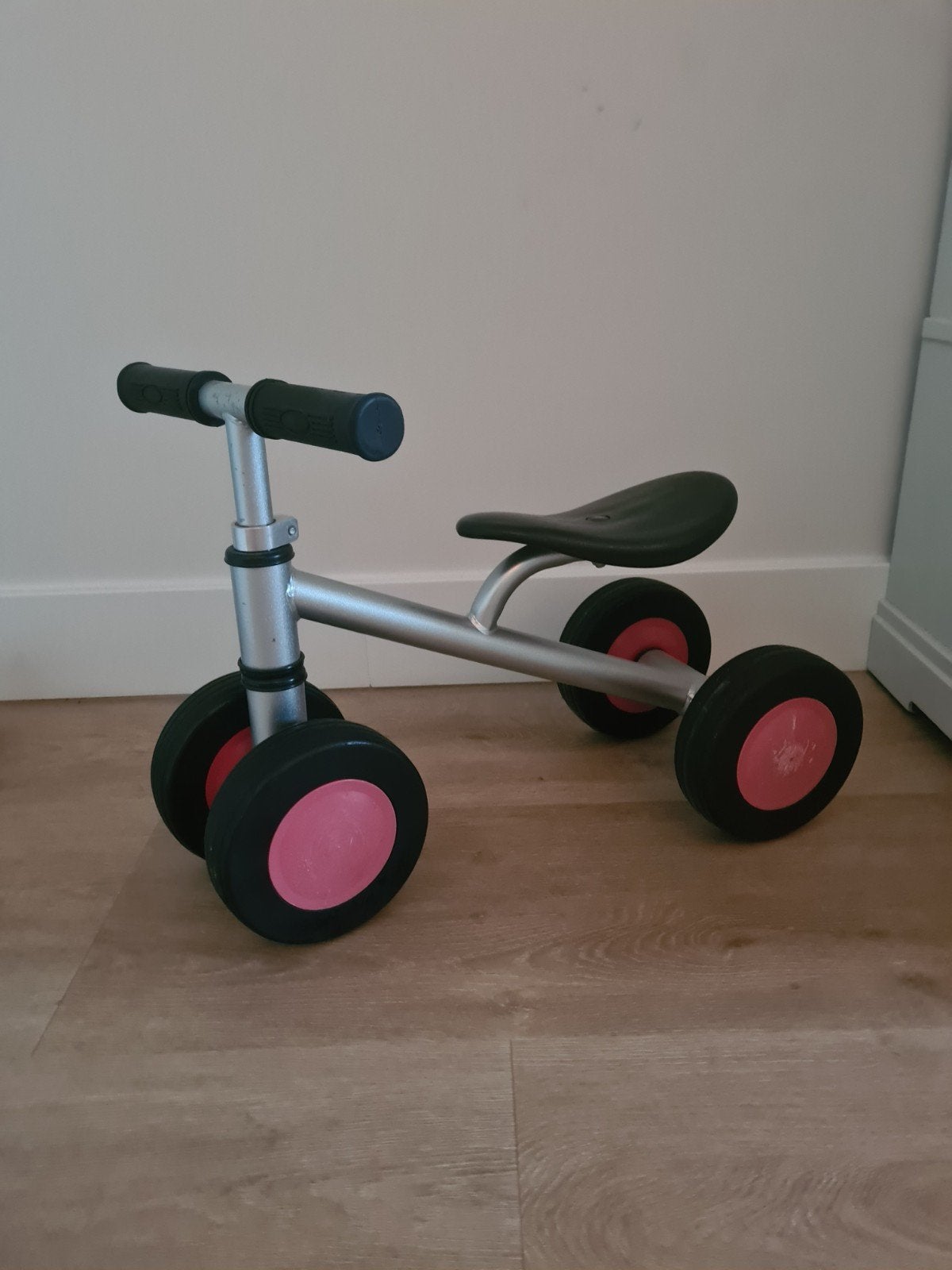 stabiele loopfiets peuter, Ophalen of Verzenden, Loopfiets