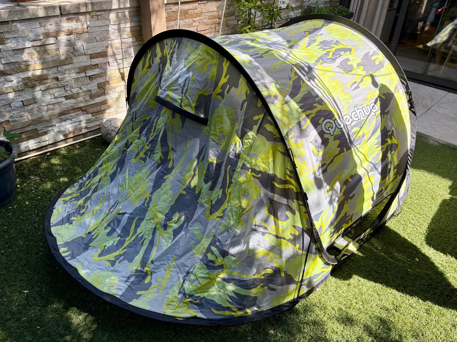 Quechua 2 Seconds Pop-up Tent - Camouflage, Ophalen, Gebruikt, Tot en met 2