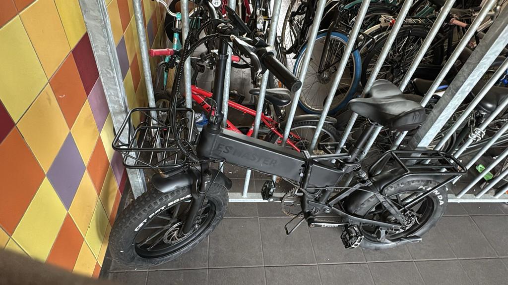 E-Master e-bike: hoge kwaliteit, sterke motor, spotprijs!, Fietsen en Brommers, Elektrische fietsen, Ophalen of Verzenden, Zo goed als nieuw
