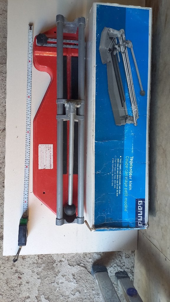 Gamma tegelsnijder - Weinig gebruikt en goed, Ophalen, Overige typen, Minder dan 20 cm, Zo goed als nieuw
