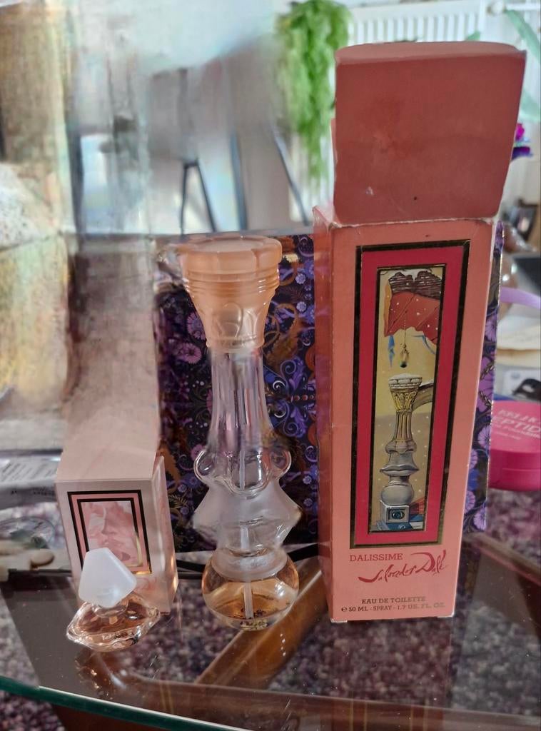 Parfum Salvador Dali met mini flesje nooit gebruikt!!, Ophalen of Verzenden, Nieuw