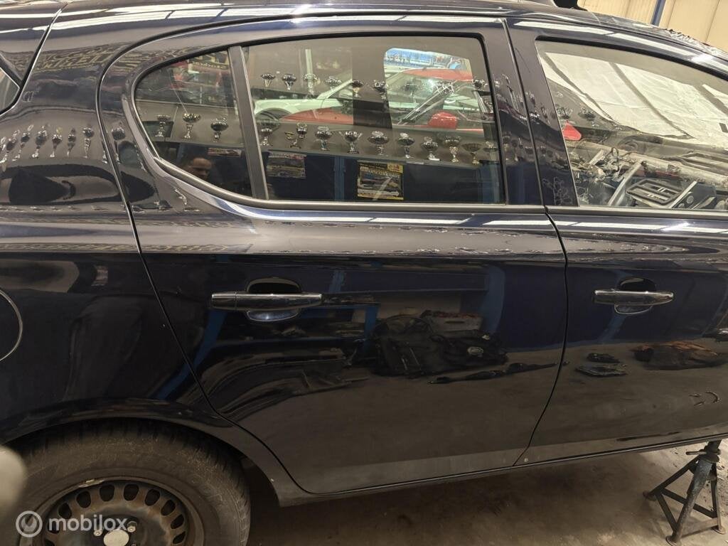 Achterdeur rechts Opel Corsa E 1.3 ('15-'19), Auto-onderdelen, Gebruikt, Deur, Opel Automobile GMBH, Opel.klantenservice.nl@opel.com