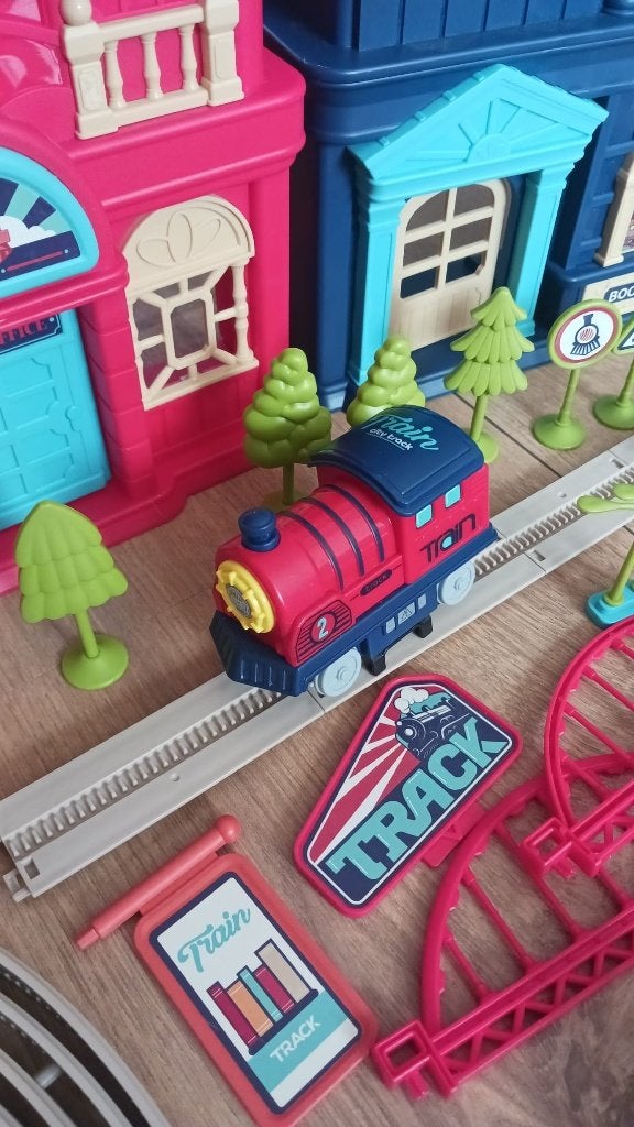 Treinbaan met Postkantoor en Boekwinkel, Overige thema's, Ophalen of Verzenden, Zo goed als nieuw, Duplo