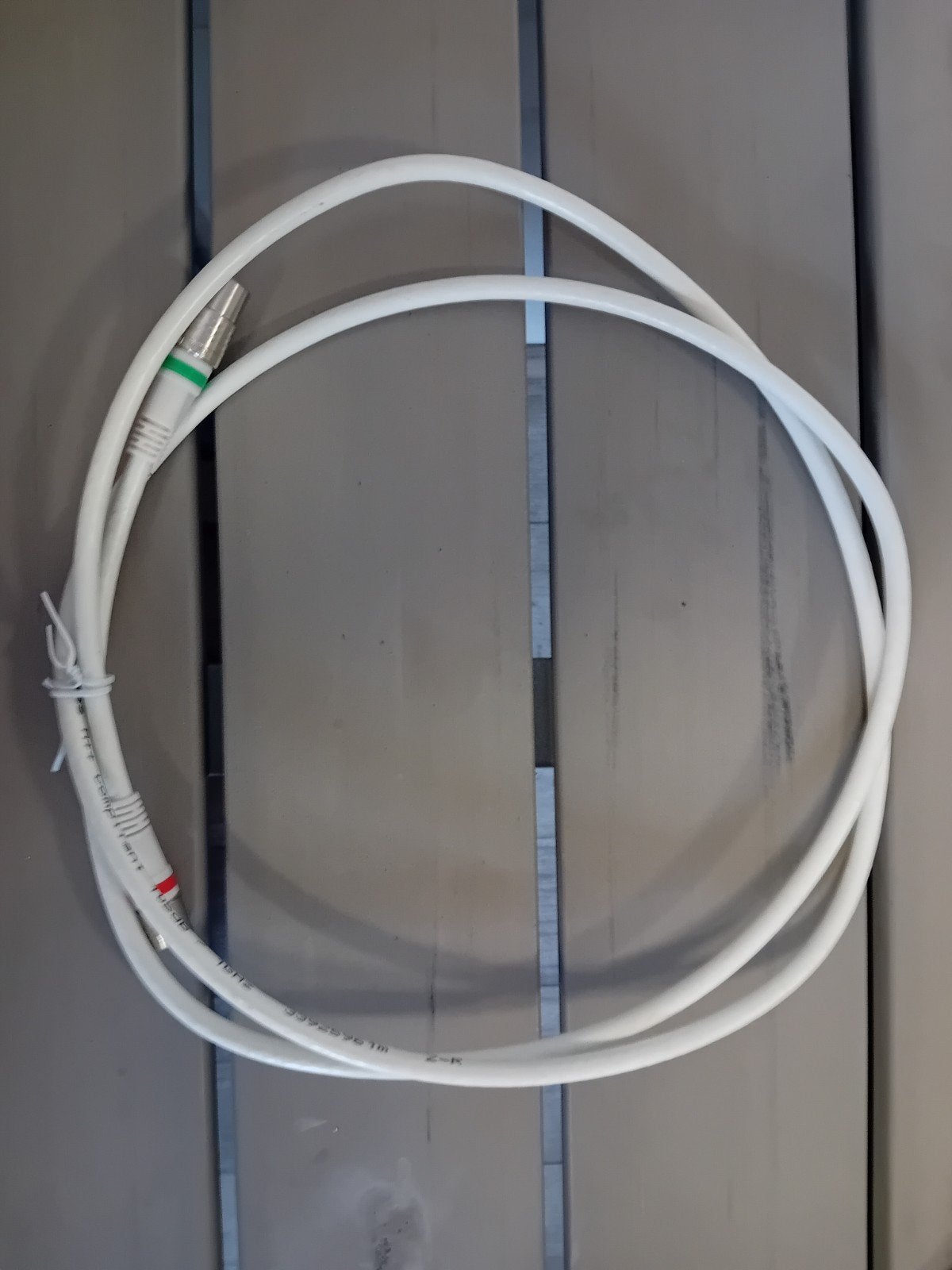 Witte Coaxiale Kabel nieuw, Audio, Tv en Foto, Audiokabels en Televisiekabels, Ophalen of Verzenden, Nieuw, Minder dan 2 meter
