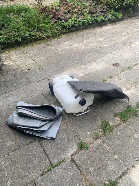 camping overtollig spul, Ophalen, Zo goed als nieuw