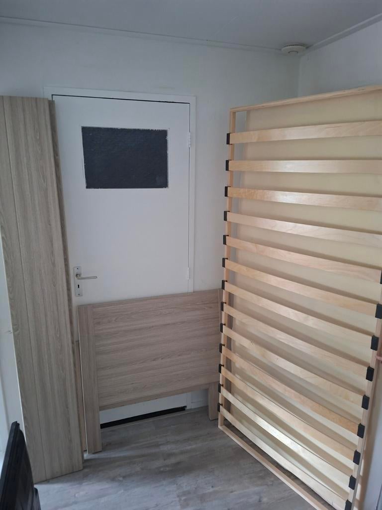 Gratis. 1 persoonsbed, Huis en Inrichting, Slaapkamer | Bedden, Ophalen, Gebruikt, 90 cm, Eenpersoons
