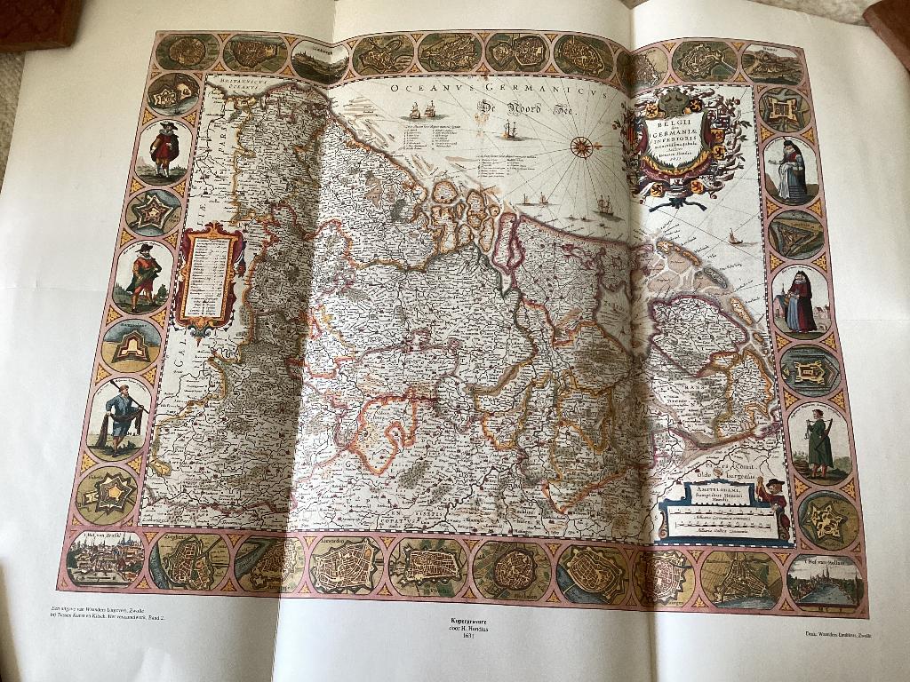 Oude landkaart België en Duitsland, Voor 1800, België of Luxemburg, Ophalen, Onbekend
