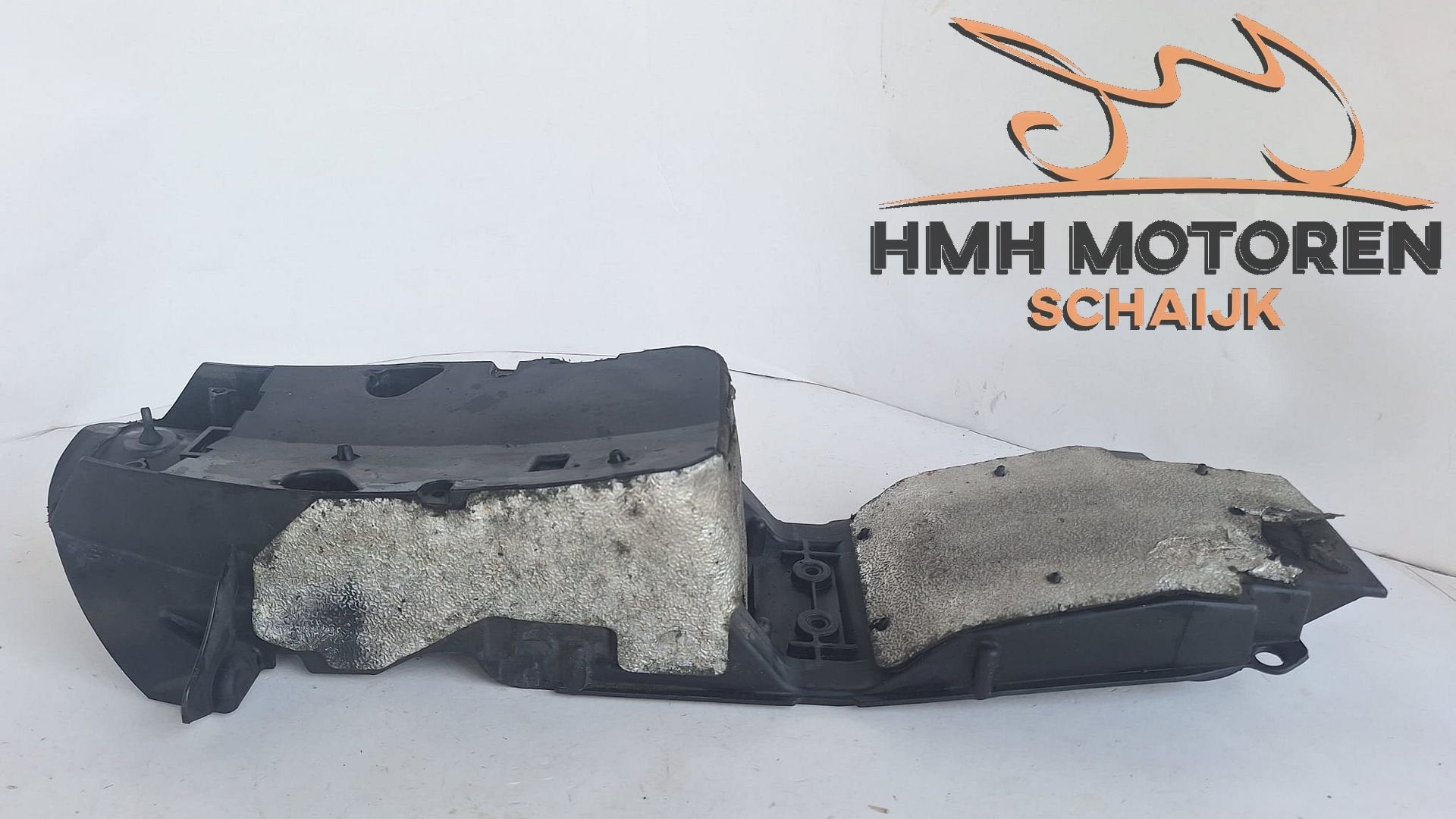 KTM 990 Super Duke onderkuip achterbasis accubak 61108019000, Gebruikt, -, -, Ophalen of Verzenden