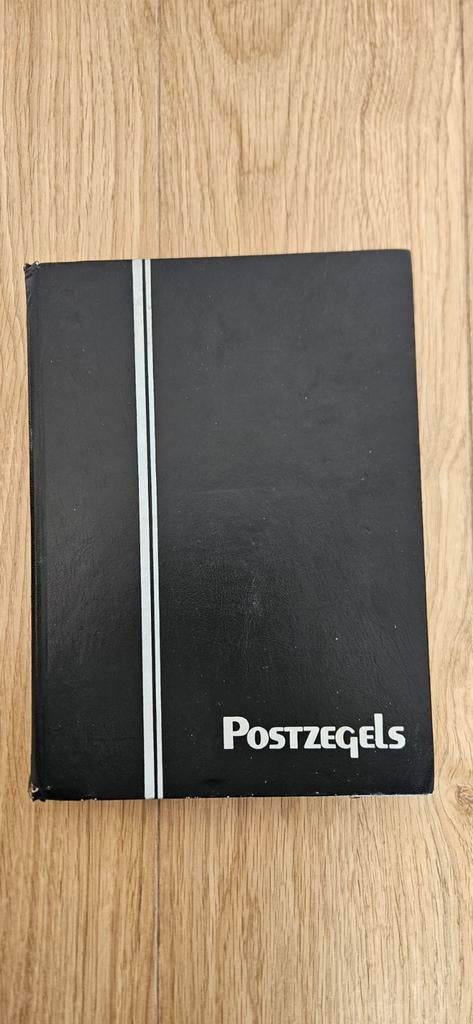 Postzegelverzameling Indonesië, Postzegels en Munten, Postzegels | Volle albums en Verzamelingen, Verzenden, Buitenland