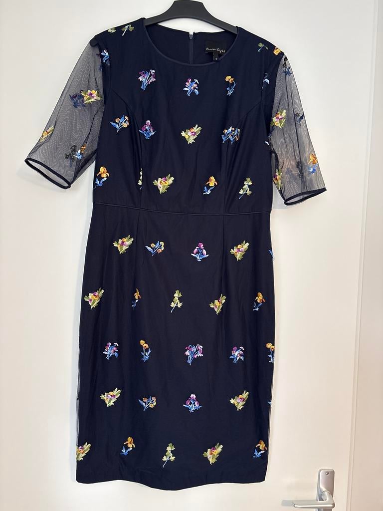 Phase Eight Jurk met Geborduurde Bloemen en Tule Mouwen, Blauw, Maat 42/44 (L), Nieuw, Ophalen of Verzenden
