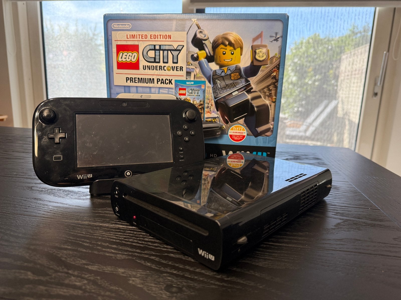 Wii U Premium Pack met extra accessoires en spel, Ophalen of Verzenden, Gebruikt, Met 3 controllers of meer, Met games