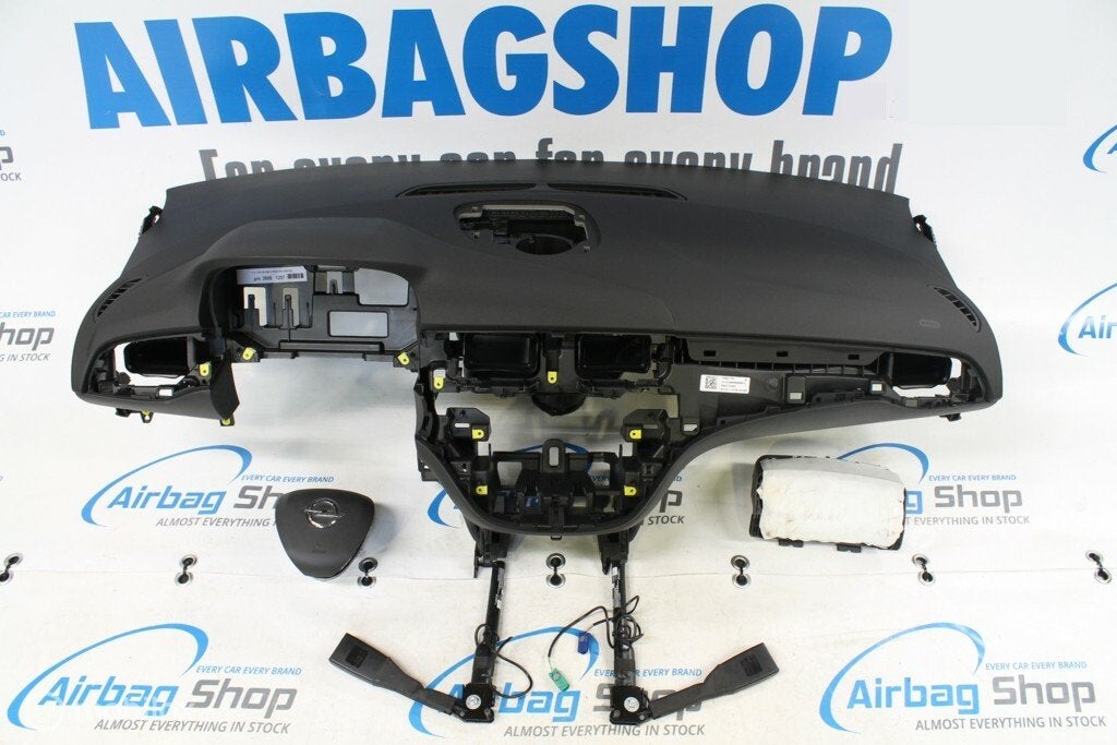 Airbag set - Dashboard Opel Corsa E (2014-heden)