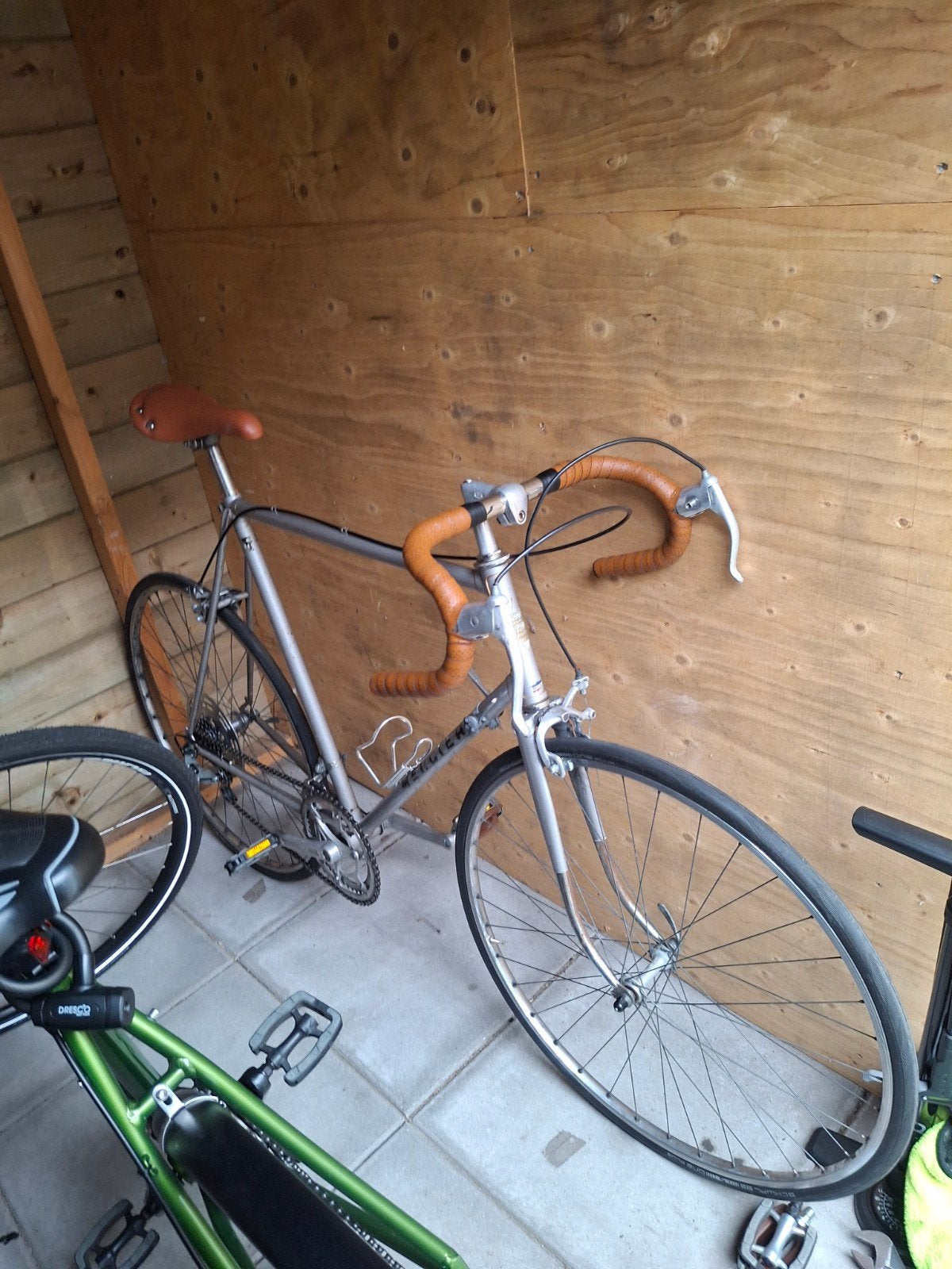 Mercier vintage racefiets (nieuwe banden), Ophalen