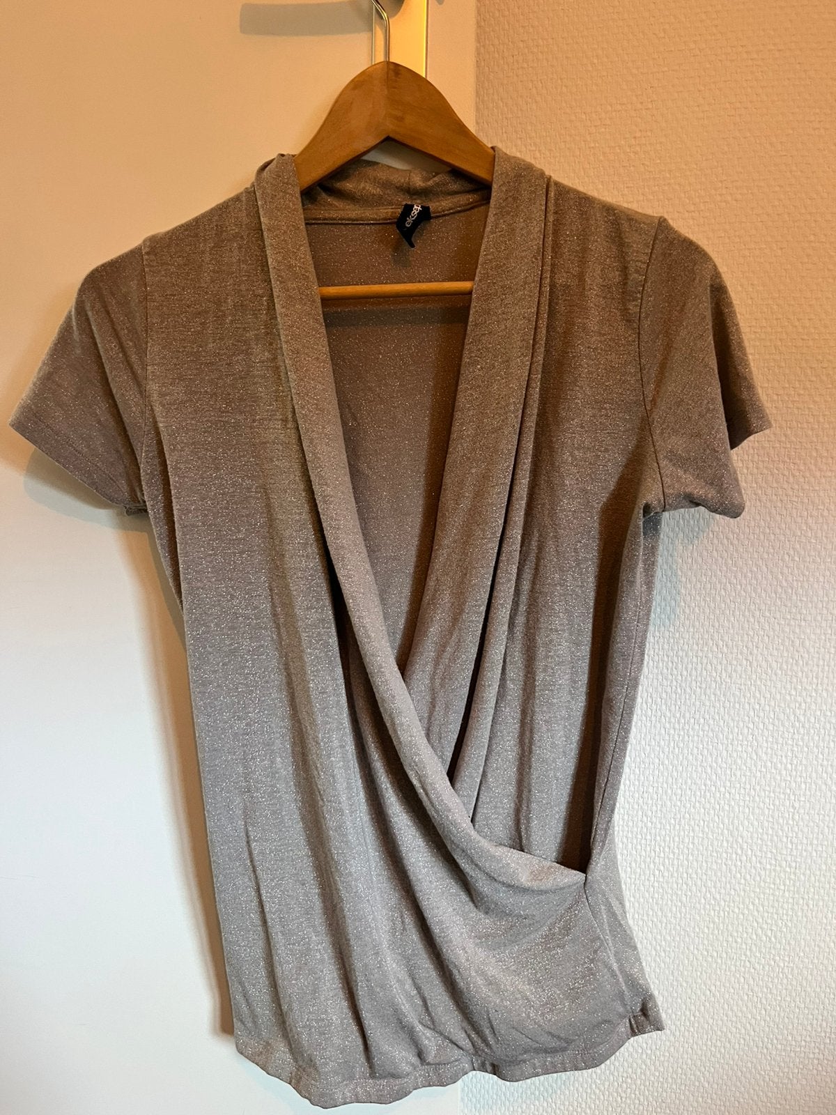 Eksept grijze glitter overslagtop, maat S, Ophalen of Verzenden, Zo goed als nieuw, Korte mouw, Maat 36 (S)