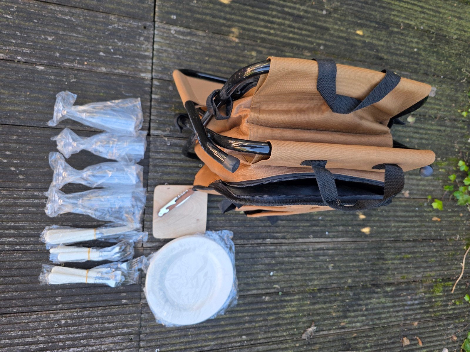 Opvouwbare picknickstoel met koeltas en servies, Ophalen of Verzenden