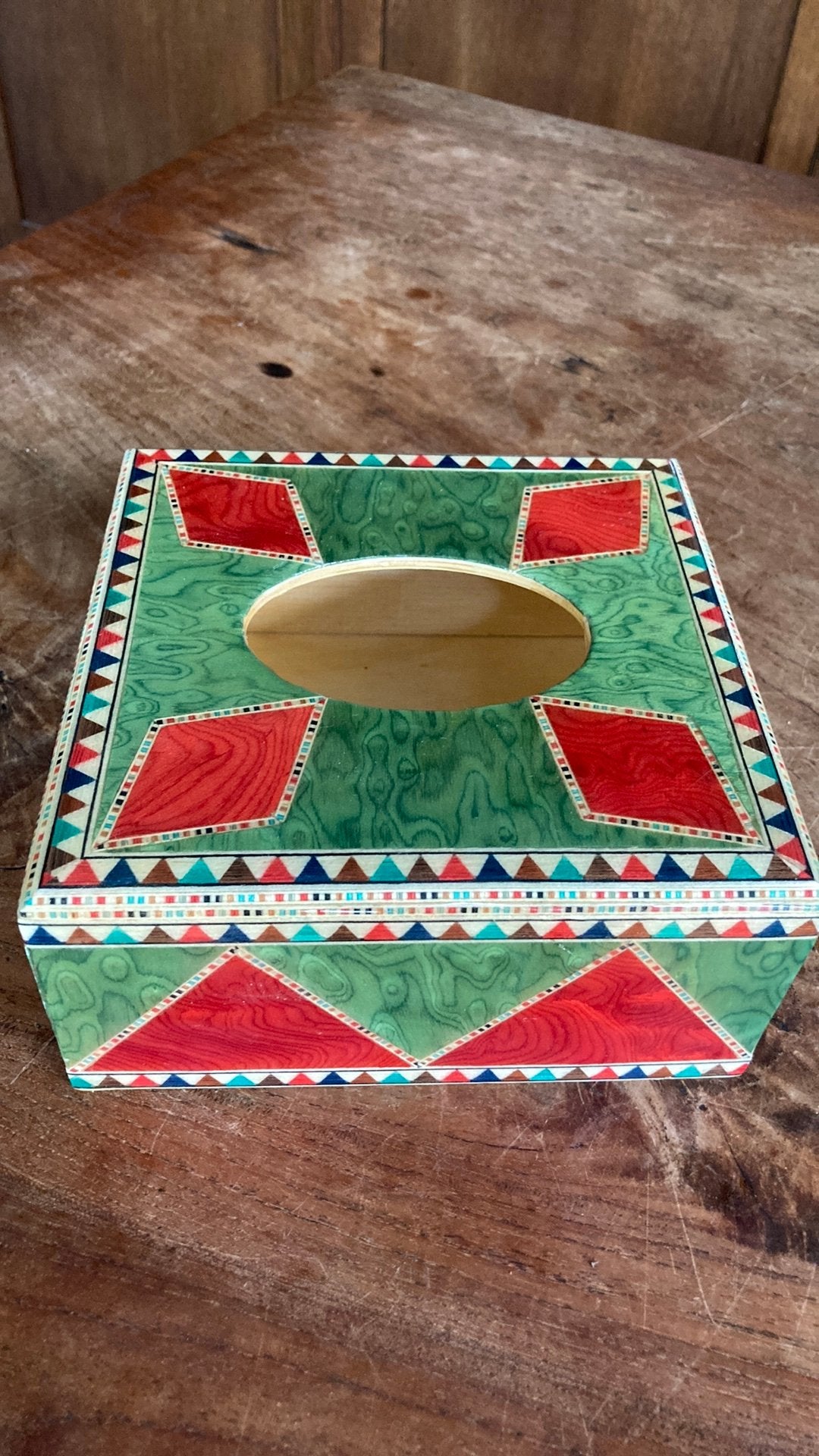 Handgemaakte ingelegde vierkante houten tissue doos 16,5 cm, Keramiek, Overige typen, Ophalen of Verzenden, Zo goed als nieuw